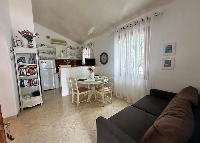 Achladies Cottages * Achladias